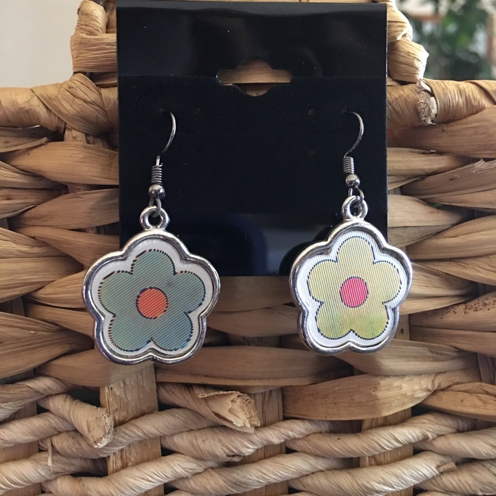 Vintage holographic color changing flower earrings